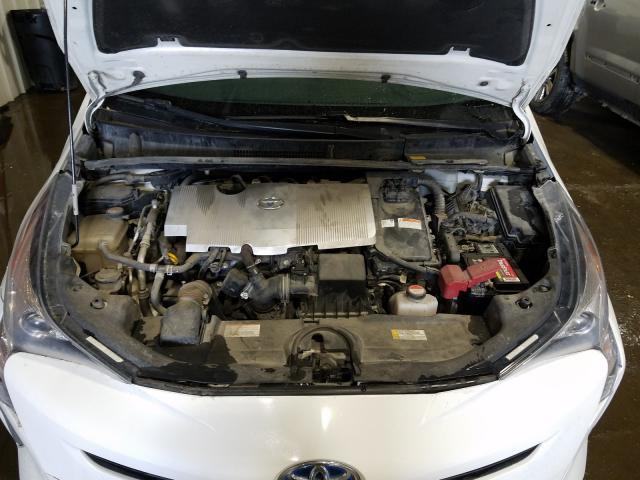 Photo 6 VIN: JTDKBRFUXG3006527 - TOYOTA PRIUS 