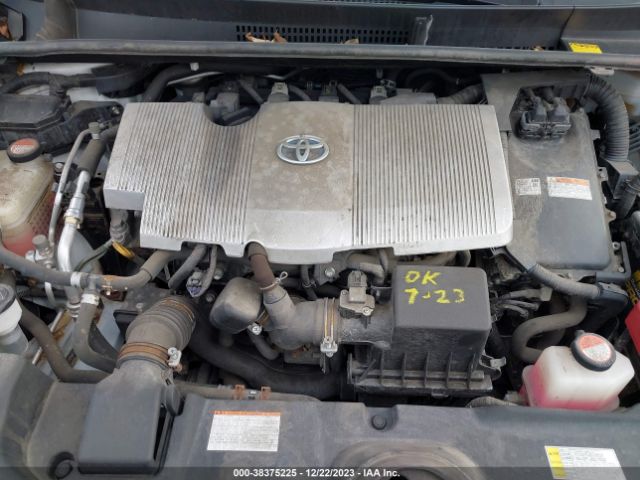 Photo 9 VIN: JTDKBRFUXG3010710 - TOYOTA PRIUS 