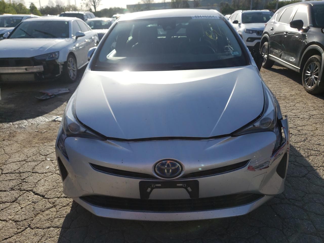 Photo 4 VIN: JTDKBRFUXH3544601 - TOYOTA PRIUS 