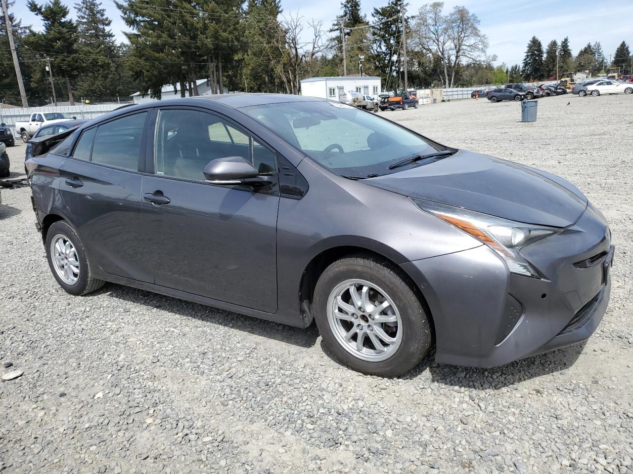 Photo 3 VIN: JTDKBRFUXJ3063429 - TOYOTA PRIUS 