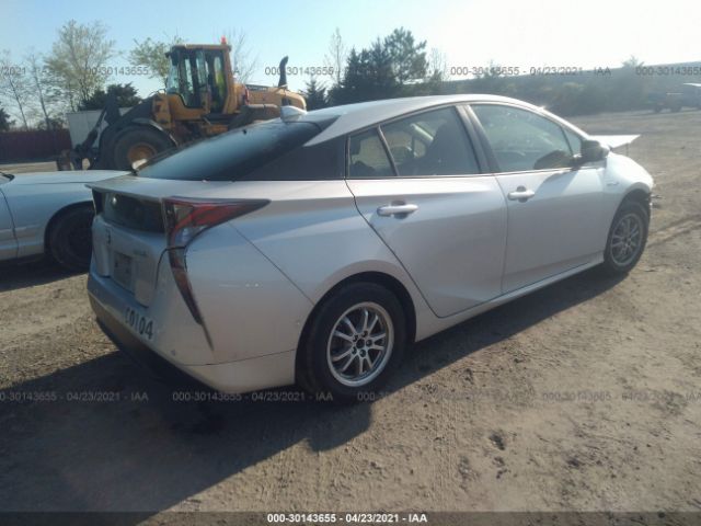 Photo 3 VIN: JTDKBRFUXJ3067769 - TOYOTA PRIUS 