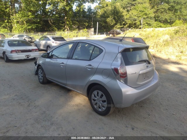 Photo 2 VIN: JTDKDTB30C1018602 - TOYOTA PRIUS C 