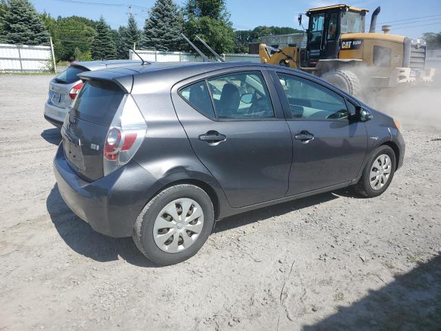 Photo 2 VIN: JTDKDTB30C1025632 - TOYOTA PRIUS C 