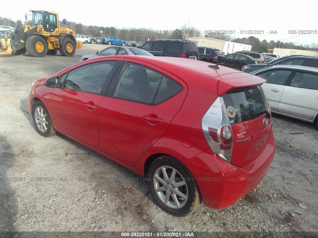 Photo 2 VIN: JTDKDTB30C1509168 - TOYOTA PRIUS C 