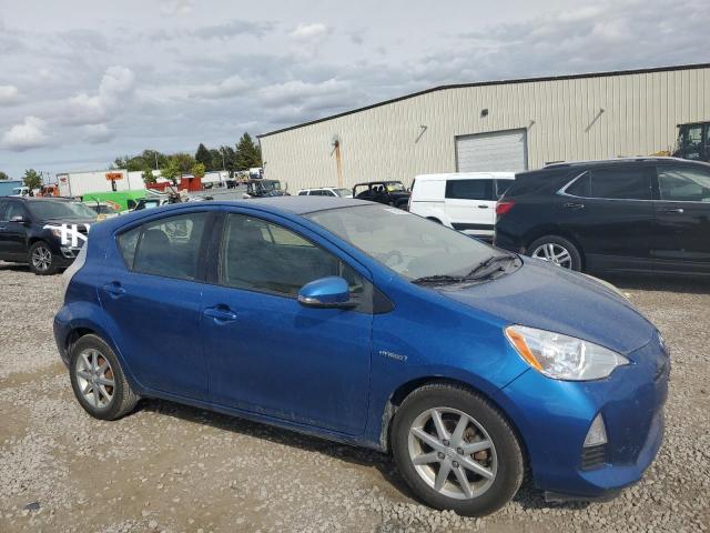 Photo 3 VIN: JTDKDTB30C1509350 - TOYOTA PRIUS C 