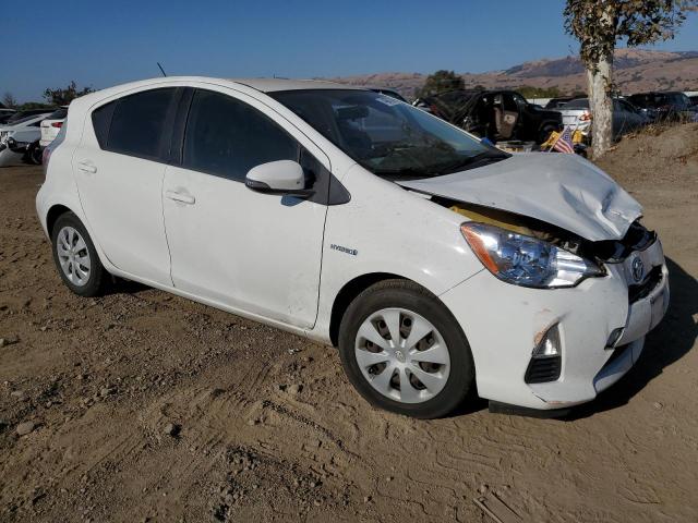 Photo 3 VIN: JTDKDTB30C1513950 - TOYOTA PRIUS C 