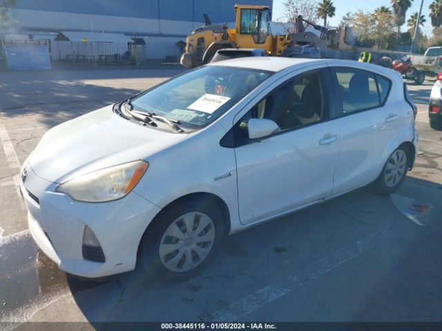 Photo 1 VIN: JTDKDTB30C1517917 - TOYOTA PRIUS C 