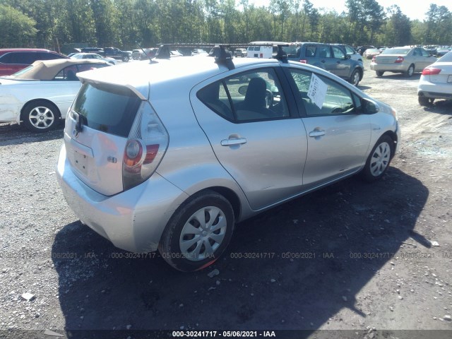 Photo 3 VIN: JTDKDTB30C1526987 - TOYOTA PRIUS C 