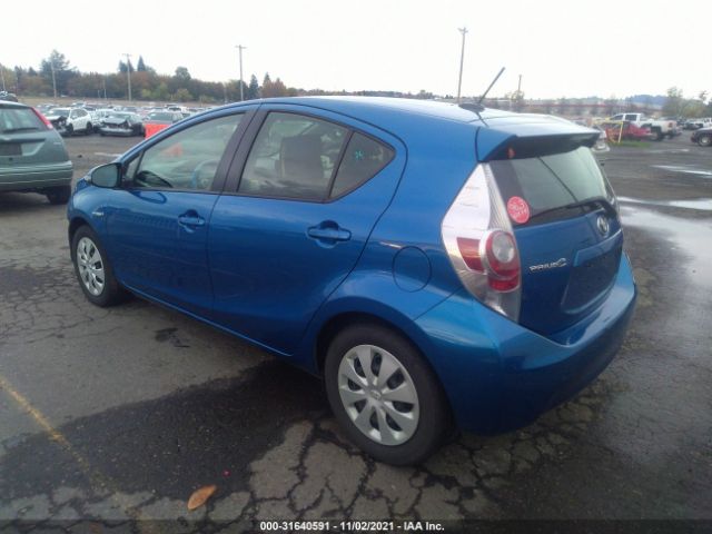 Photo 2 VIN: JTDKDTB30D1033456 - TOYOTA PRIUS C 