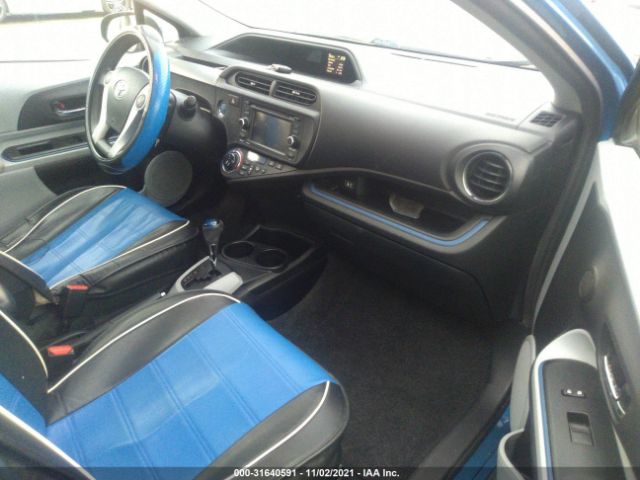 Photo 4 VIN: JTDKDTB30D1033456 - TOYOTA PRIUS C 