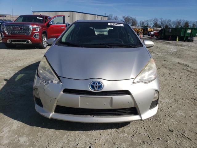 Photo 4 VIN: JTDKDTB30D1038608 - TOYOTA PRIUS C 