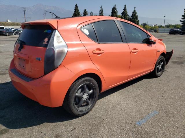 Photo 2 VIN: JTDKDTB30D1043193 - TOYOTA PRIUS 