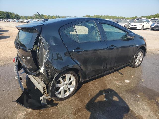 Photo 2 VIN: JTDKDTB30D1046160 - TOYOTA PRIUS C 