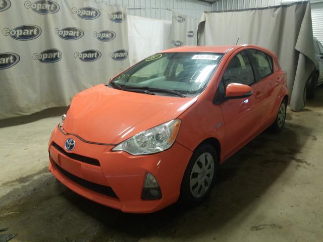 Photo 1 VIN: JTDKDTB30D1047745 - TOYOTA PRIUS C 