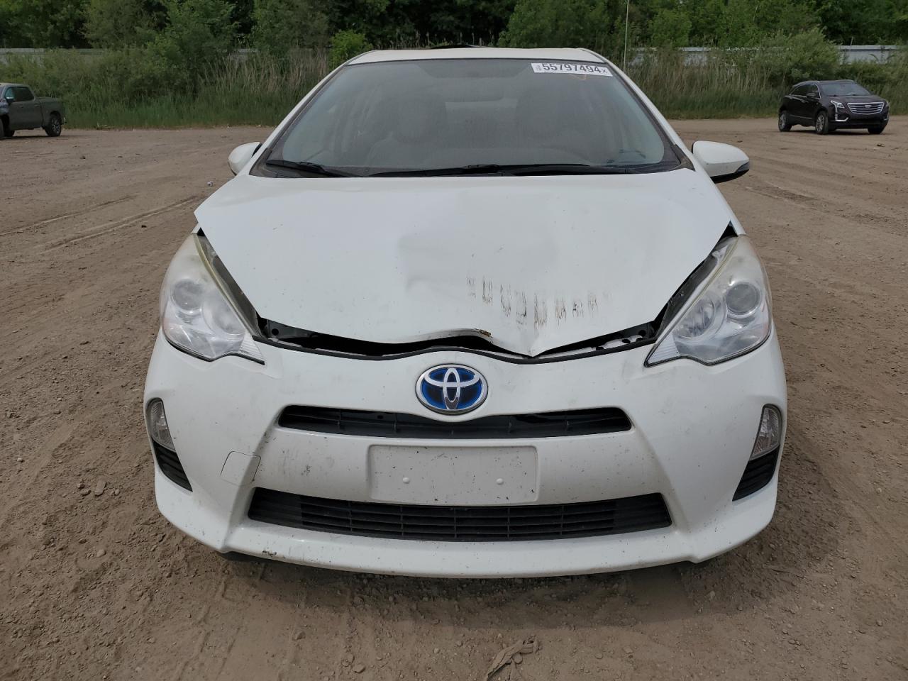 Photo 4 VIN: JTDKDTB30D1058292 - TOYOTA PRIUS 