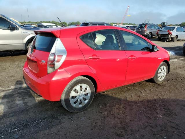 Photo 2 VIN: JTDKDTB30D1534878 - TOYOTA PRIUS C 