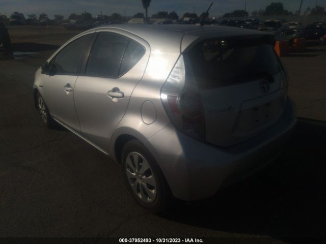 Photo 2 VIN: JTDKDTB30D1550305 - TOYOTA PRIUS C 