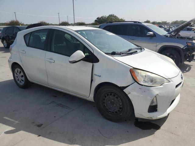 Photo 3 VIN: JTDKDTB30D1550515 - TOYOTA PRIUS C 