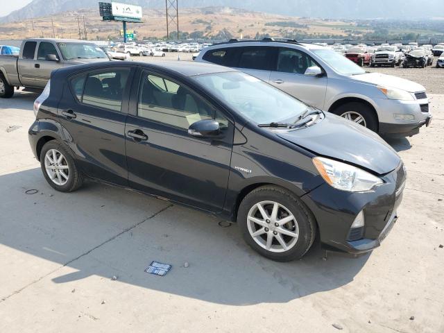 Photo 3 VIN: JTDKDTB30E1064921 - TOYOTA PRIUS C 