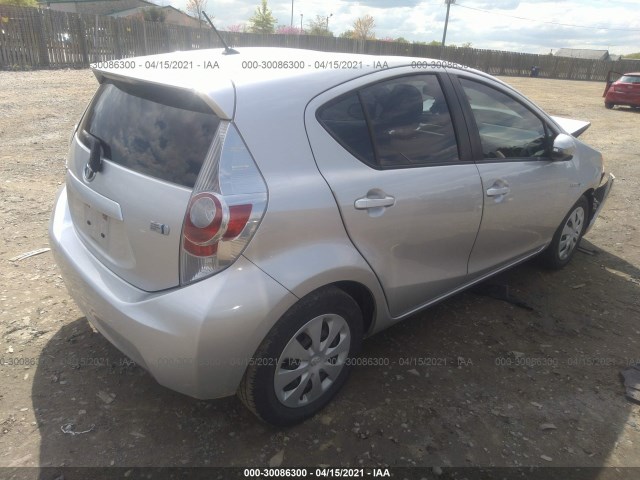 Photo 3 VIN: JTDKDTB30E1560964 - TOYOTA PRIUS C 