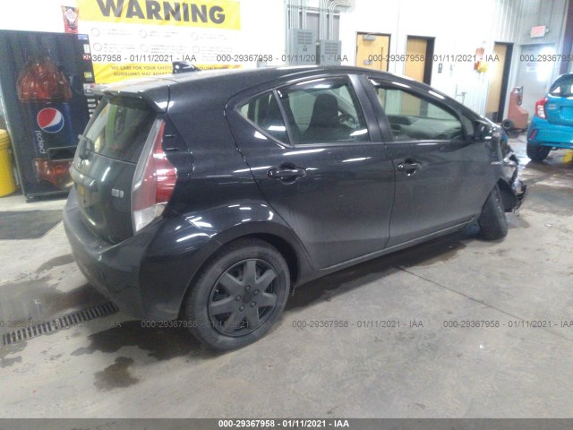 Photo 3 VIN: JTDKDTB30F1094843 - TOYOTA PRIUS C 