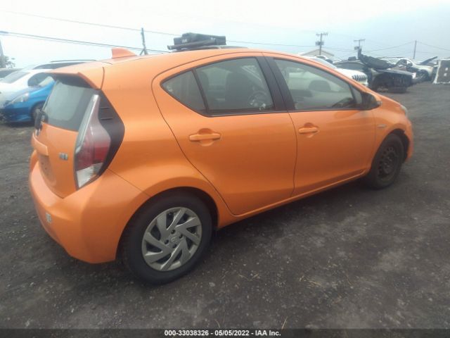 Photo 3 VIN: JTDKDTB30F1095328 - TOYOTA PRIUS C 