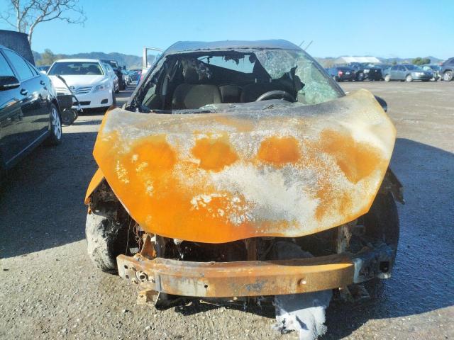 Photo 4 VIN: JTDKDTB30F1100737 - TOYOTA PRIUS C 