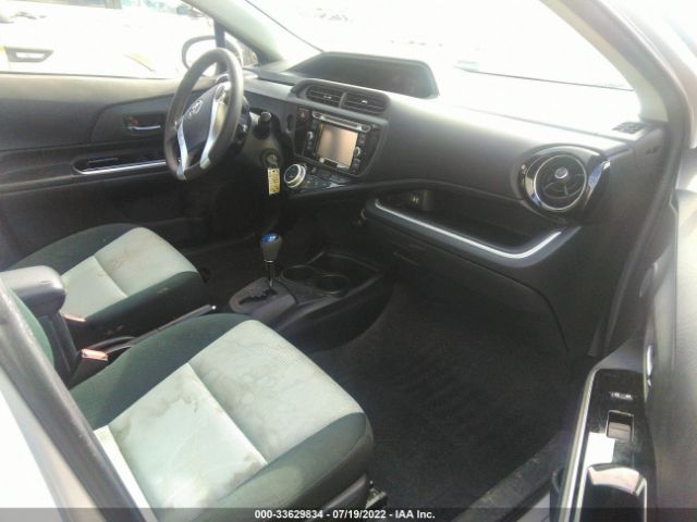 Photo 4 VIN: JTDKDTB30F1113410 - TOYOTA PRIUS C 