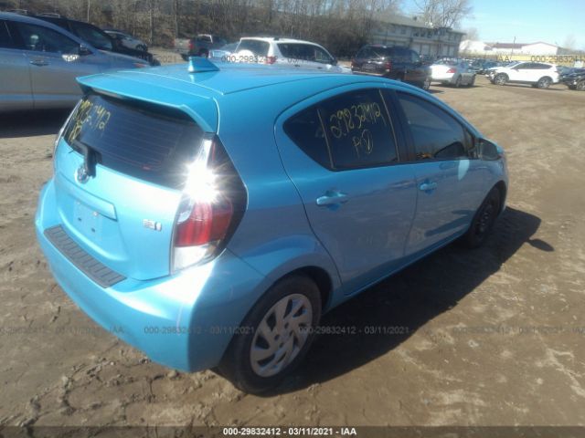 Photo 3 VIN: JTDKDTB30F1115190 - TOYOTA PRIUS C 