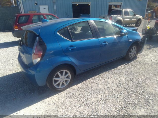 Photo 3 VIN: JTDKDTB30F1578835 - TOYOTA PRIUS C 