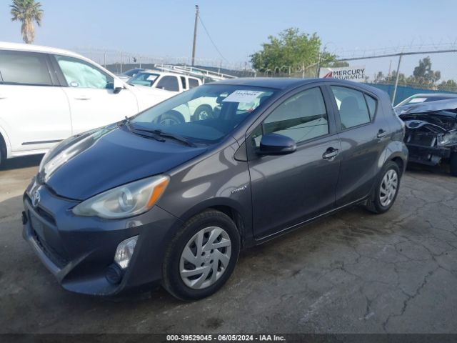 Photo 1 VIN: JTDKDTB30F1587373 - TOYOTA PRIUS C 