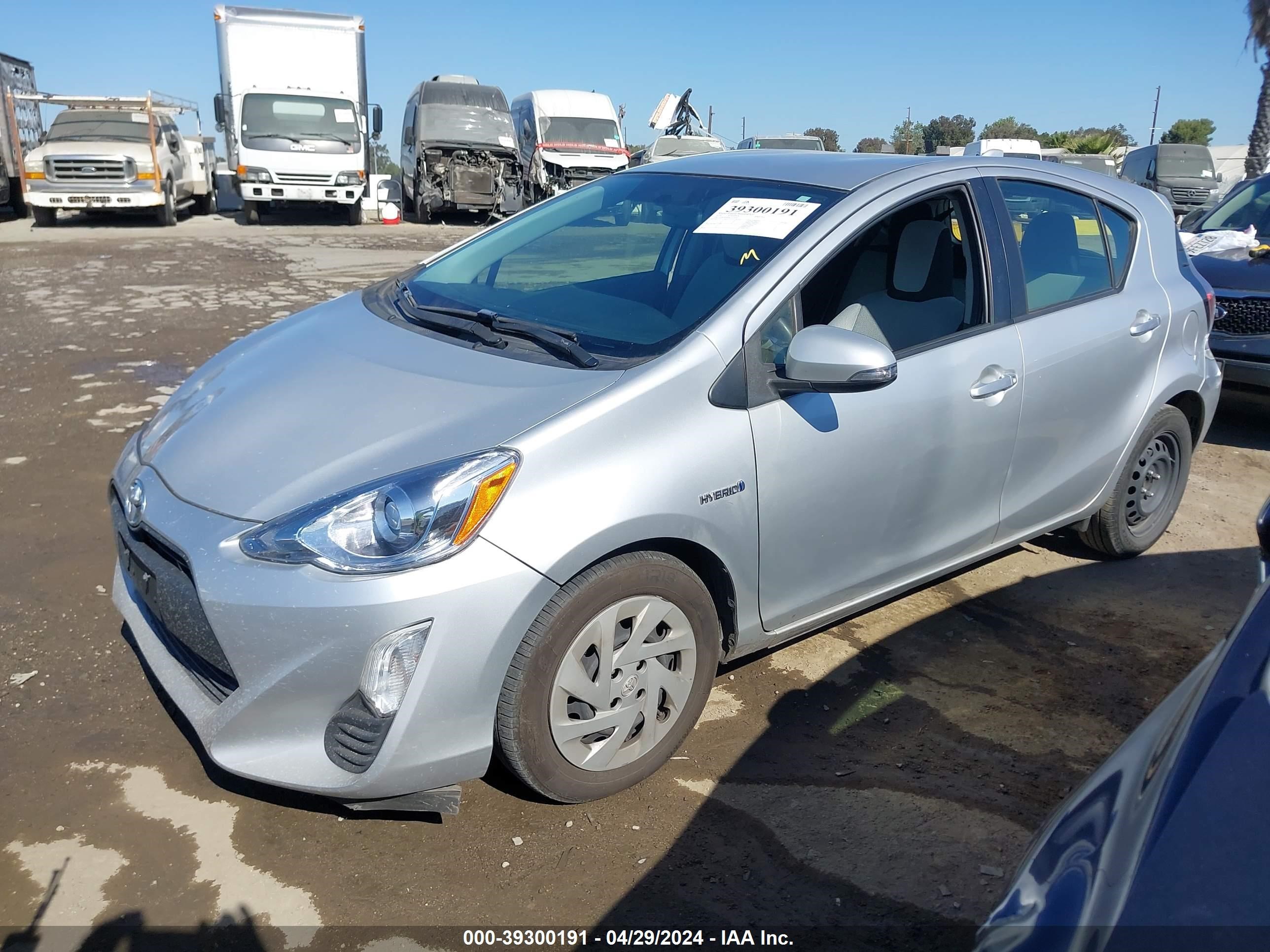 Photo 1 VIN: JTDKDTB30G1122920 - TOYOTA PRIUS C 