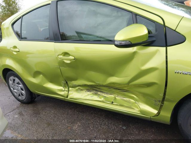 Photo 5 VIN: JTDKDTB30G1131794 - TOYOTA PRIUS C 