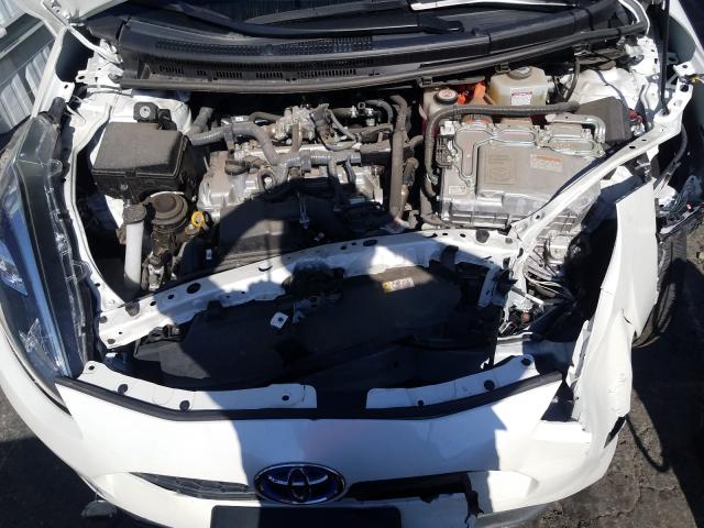 Photo 6 VIN: JTDKDTB30K1621645 - TOYOTA PRIUS C 