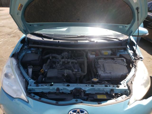 Photo 6 VIN: JTDKDTB31C1005342 - TOYOTA PRIUS C 