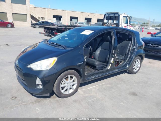 Photo 1 VIN: JTDKDTB31C1021024 - TOYOTA PRIUS C 