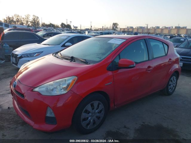 Photo 1 VIN: JTDKDTB31C1508028 - TOYOTA PRIUS C 