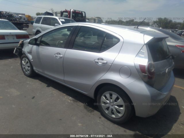 Photo 2 VIN: JTDKDTB31C1511365 - TOYOTA PRIUS C 