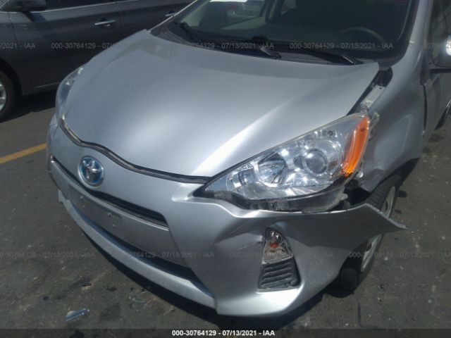 Photo 5 VIN: JTDKDTB31C1511365 - TOYOTA PRIUS C 