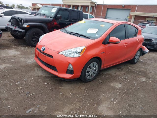 Photo 1 VIN: JTDKDTB31D1031912 - TOYOTA PRIUS C 