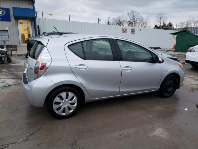 Photo 2 VIN: JTDKDTB31D1037368 - TOYOTA PRIUS C 