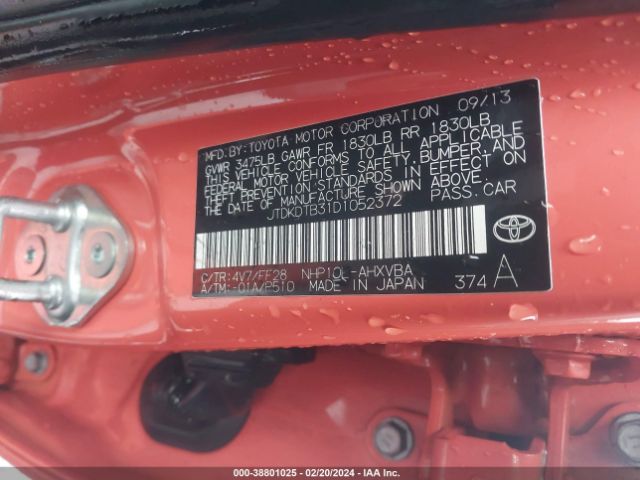 Photo 8 VIN: JTDKDTB31D1052372 - TOYOTA PRIUS C 