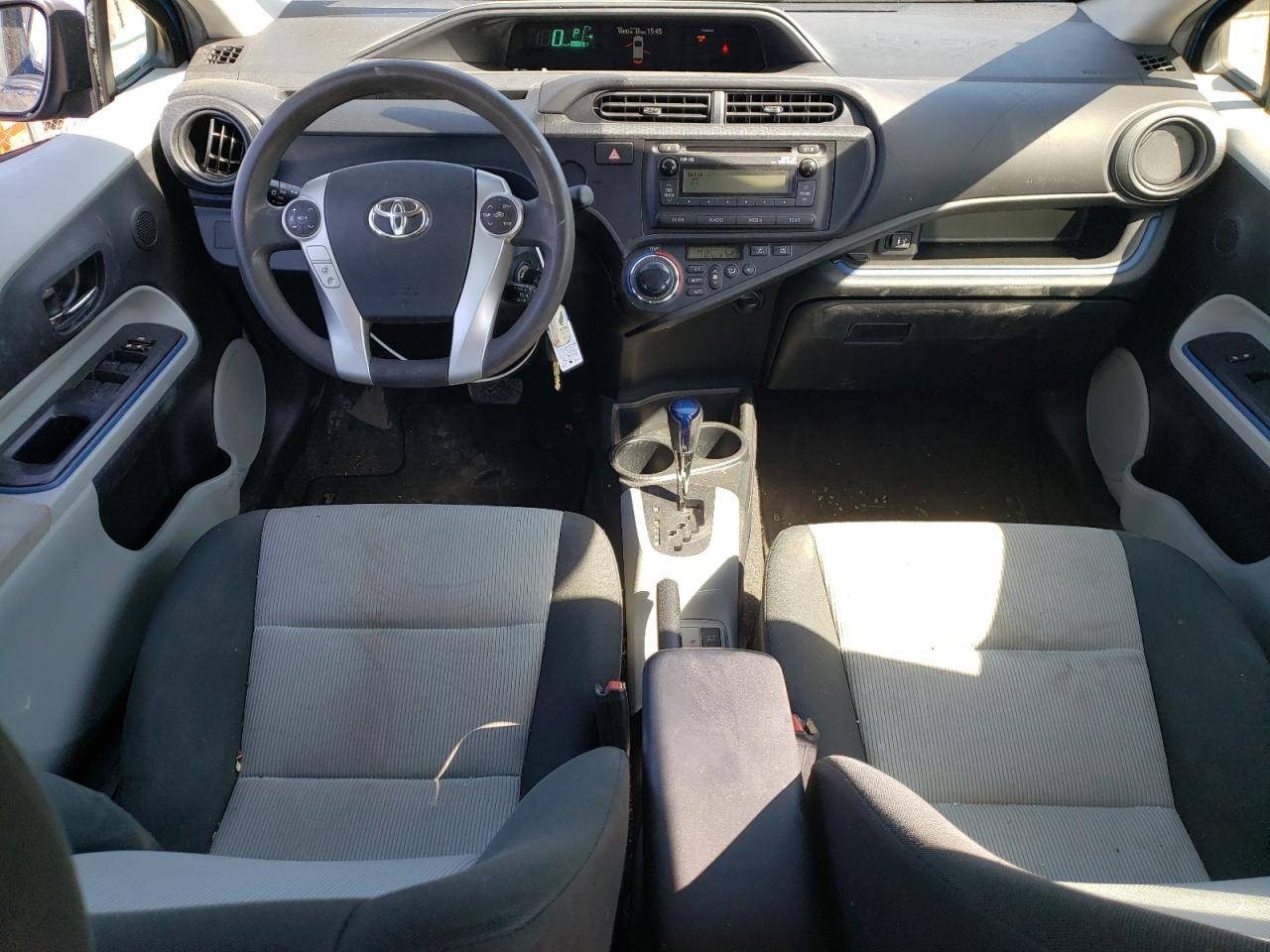 Photo 7 VIN: JTDKDTB31D1527972 - TOYOTA PRIUS 