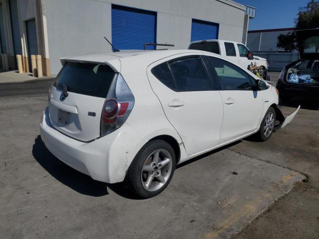 Photo 2 VIN: JTDKDTB31D1536221 - TOYOTA PRIUS C 