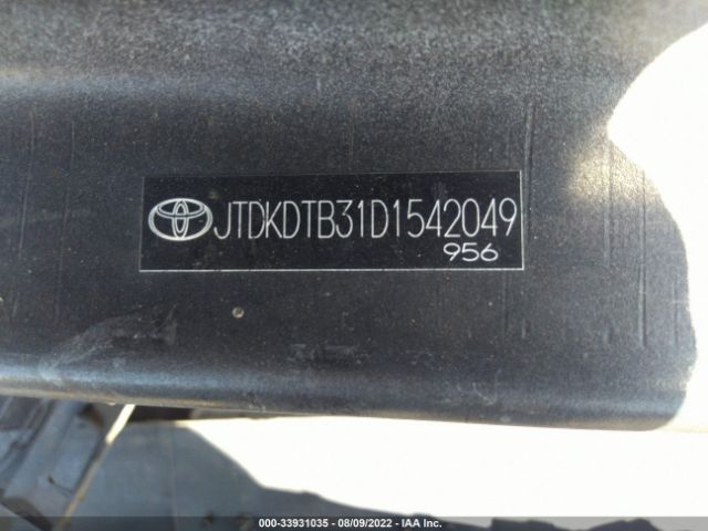 Photo 8 VIN: JTDKDTB31D1542049 - TOYOTA PRIUS C 