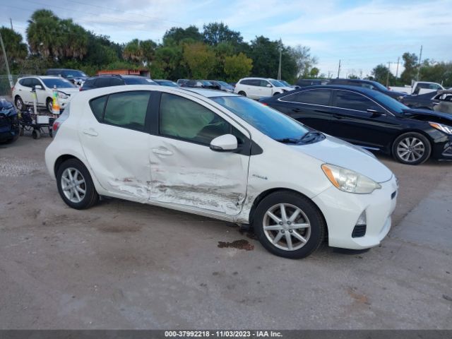 Photo 0 VIN: JTDKDTB31D1544013 - TOYOTA PRIUS C 