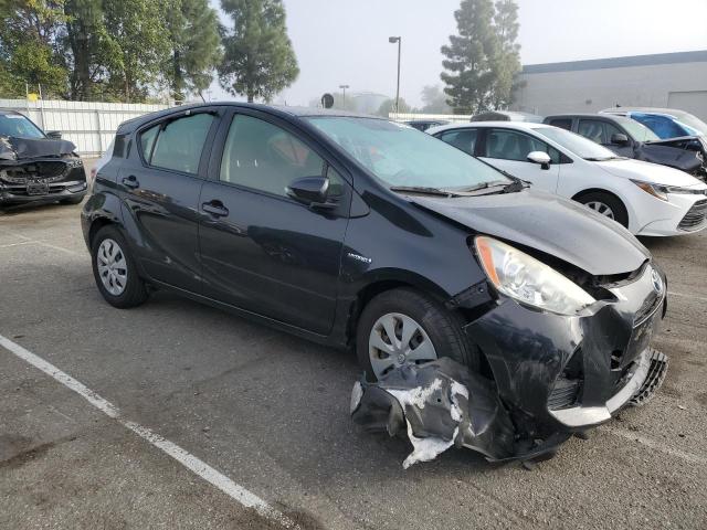 Photo 3 VIN: JTDKDTB31D1548546 - TOYOTA PRIUS C 