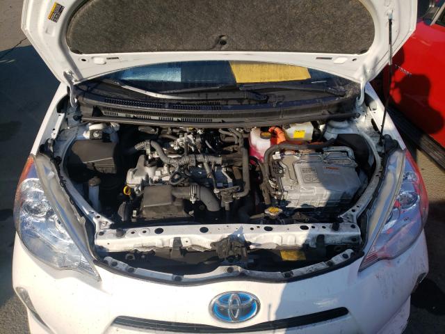 Photo 6 VIN: JTDKDTB31D1550331 - TOYOTA PRIUS C 