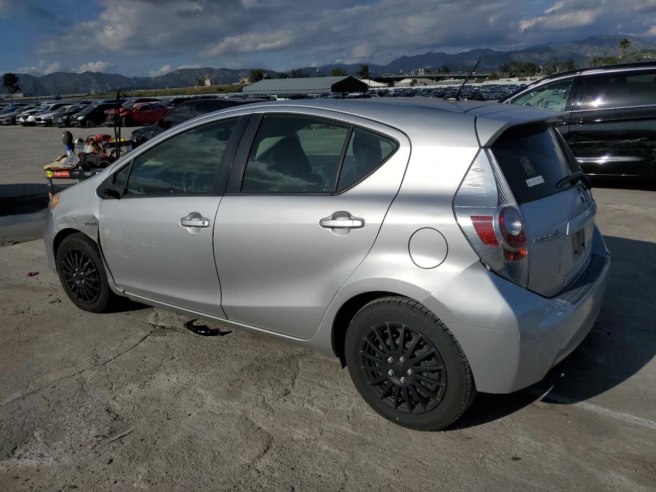 Photo 1 VIN: JTDKDTB31E1561489 - TOYOTA PRIUS 