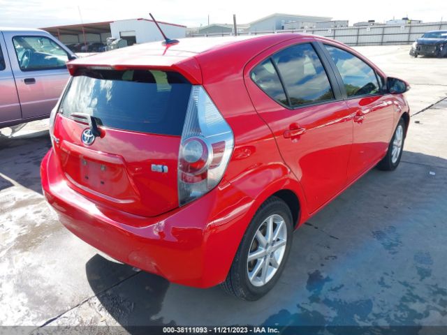 Photo 3 VIN: JTDKDTB31E1569382 - TOYOTA PRIUS C 